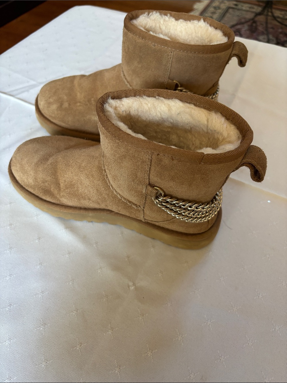 UGG short bootie
